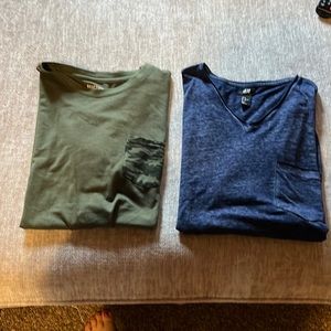 To pocket of T-shirts Mens size extra large